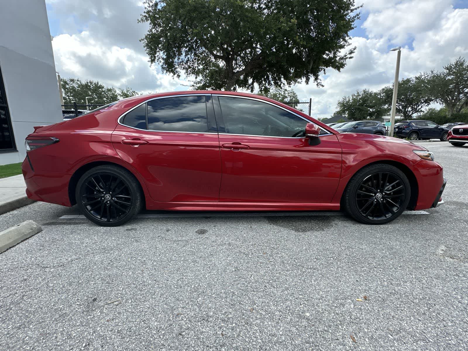 Thumbnail: 2021 Toyota Camry - 10