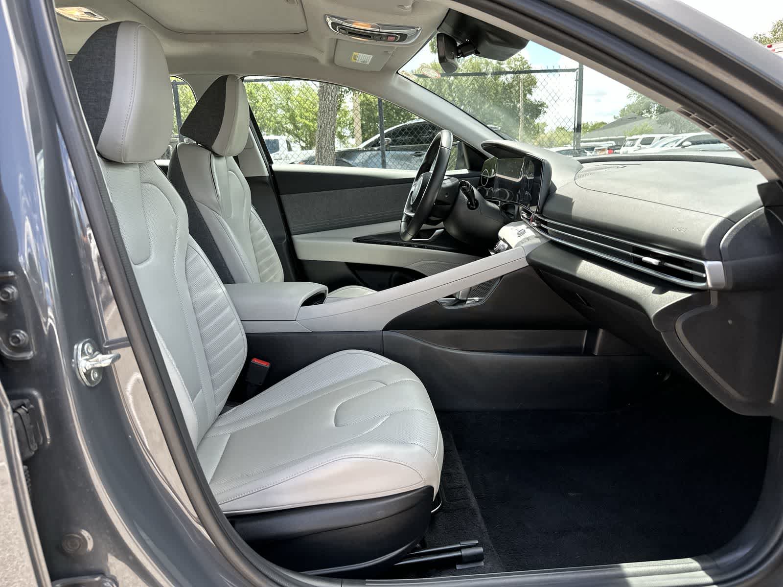 Thumbnail: 2024 Hyundai Elantra - 8