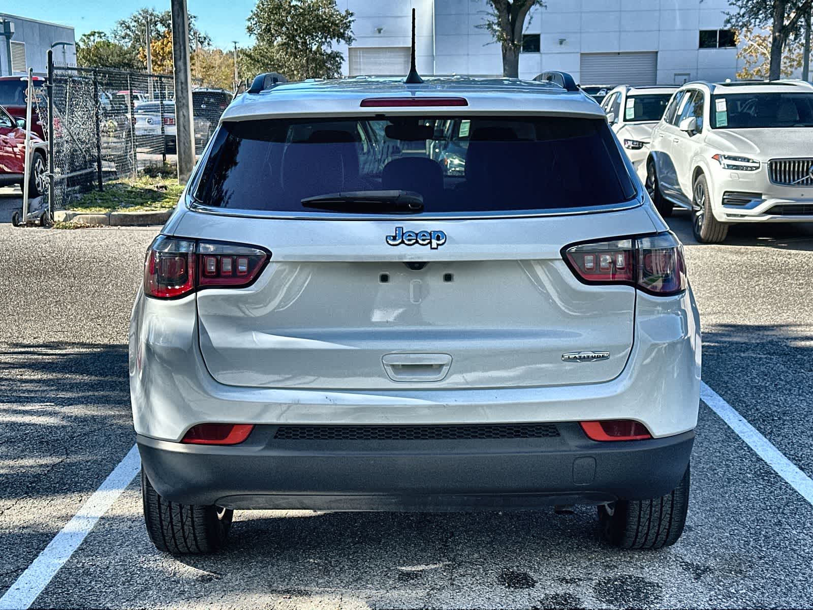 Thumbnail: 2022 Jeep Compass - 5