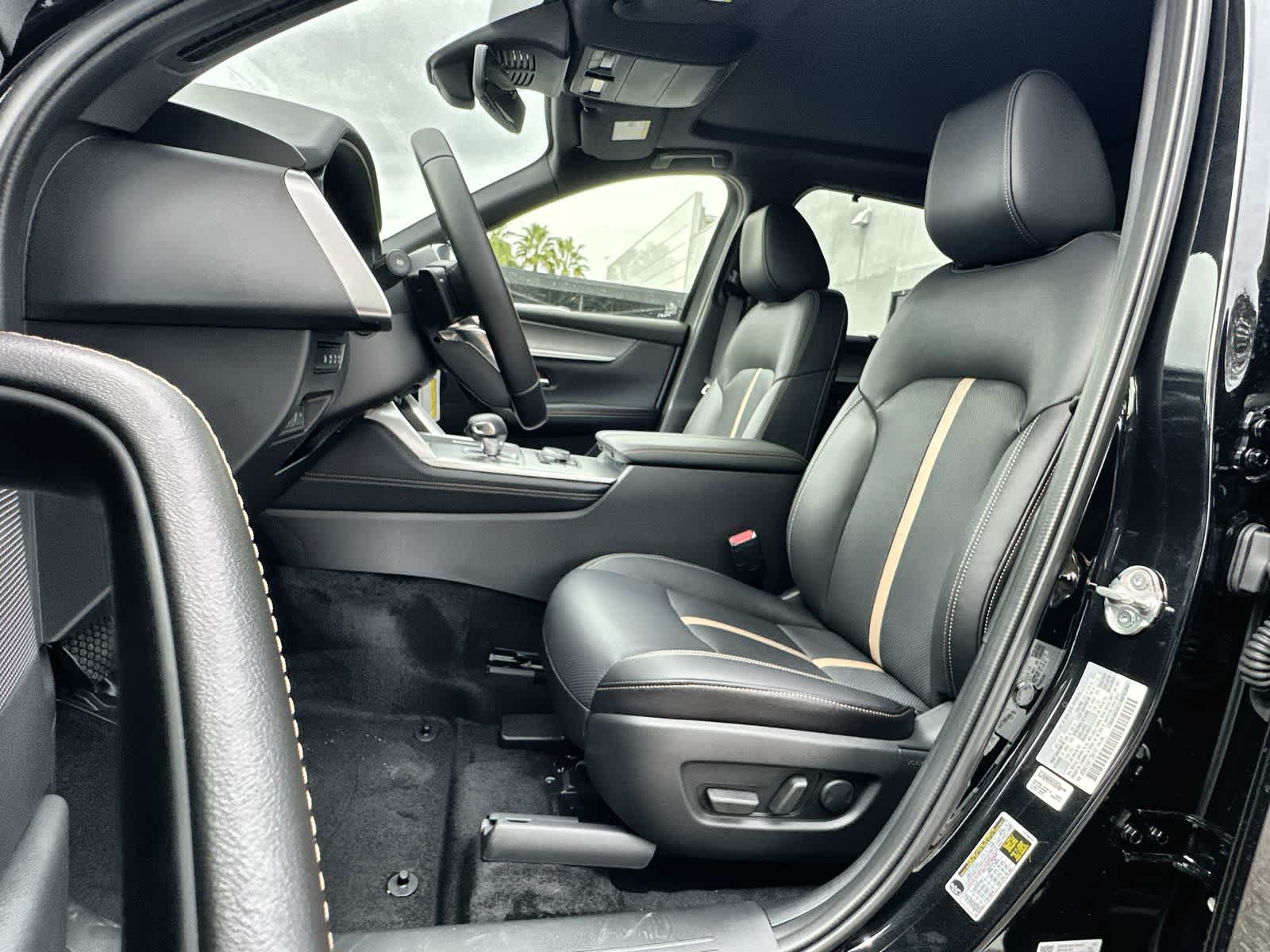 Thumbnail: 2026 Mazda CX-90 - 11