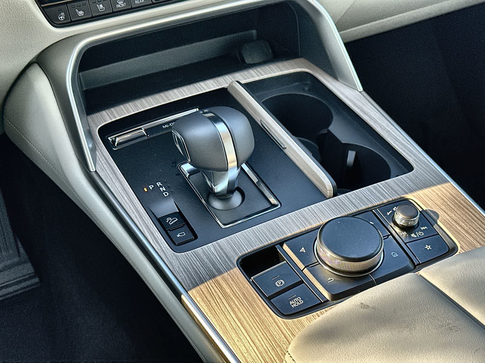 Thumbnail: 2026 Mazda CX-90 - 17