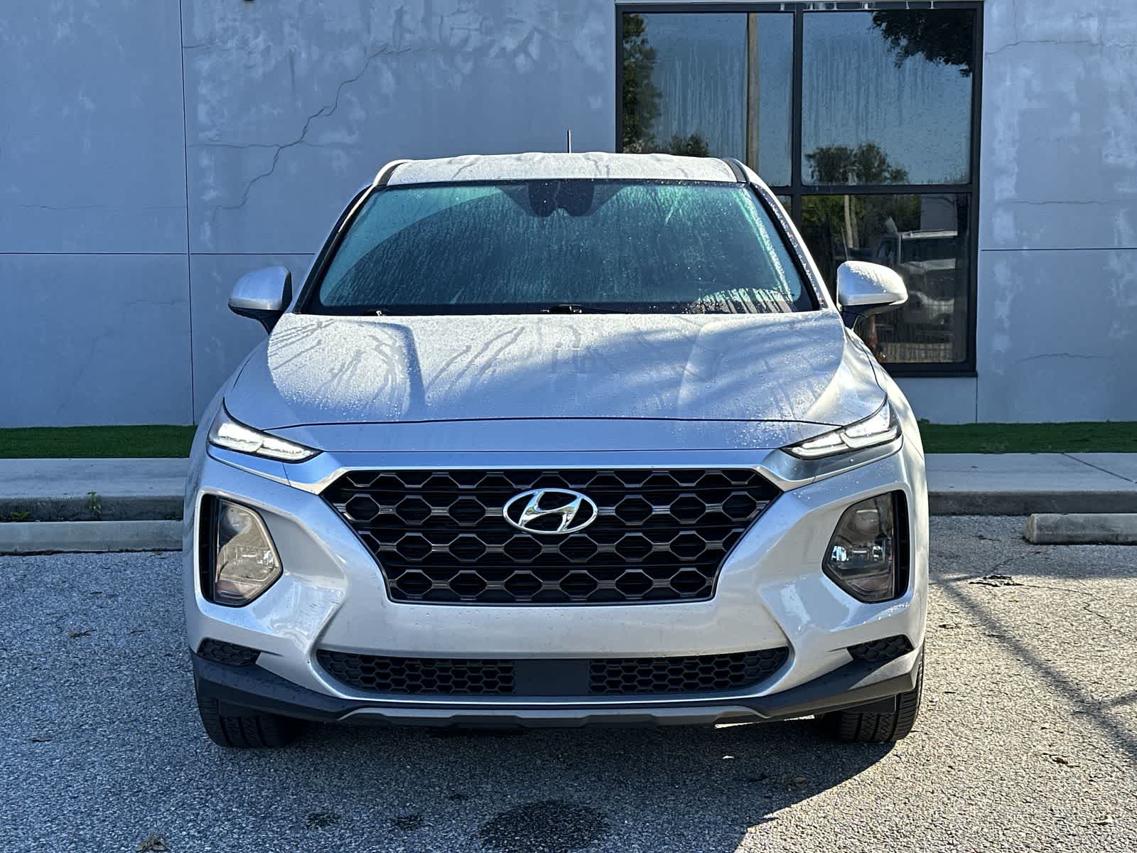 Thumbnail: 2020 Hyundai Santa Fe - 6