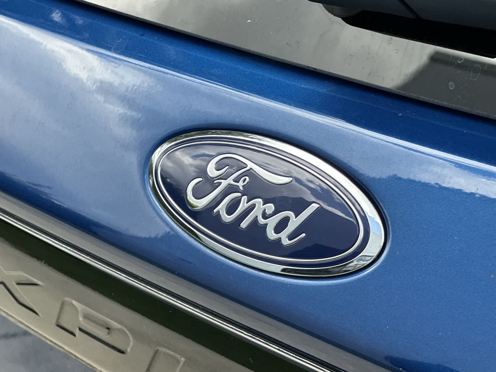 2022 Ford Explorer XLT 7