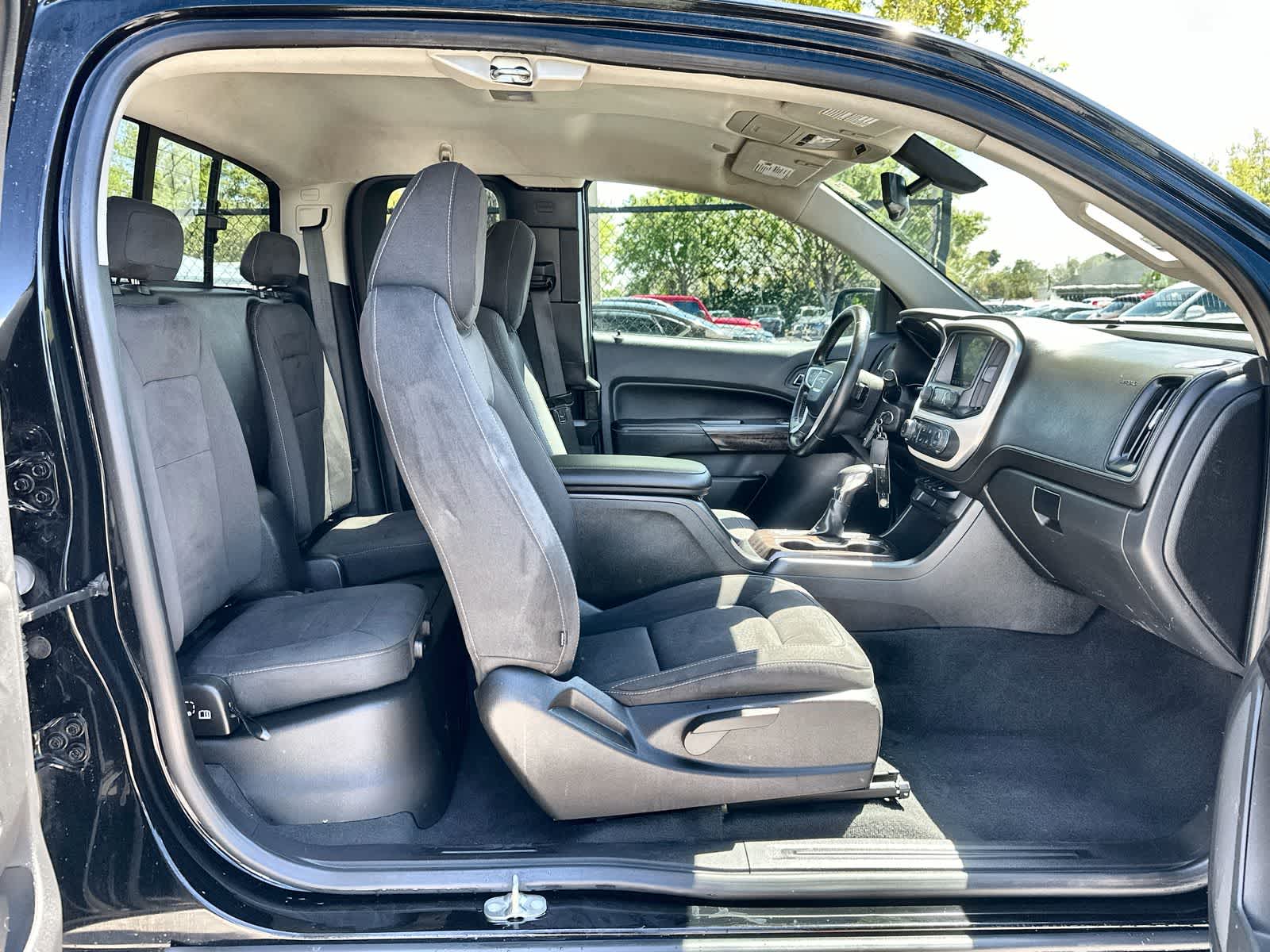 Thumbnail: 2022 GMC Canyon - 18