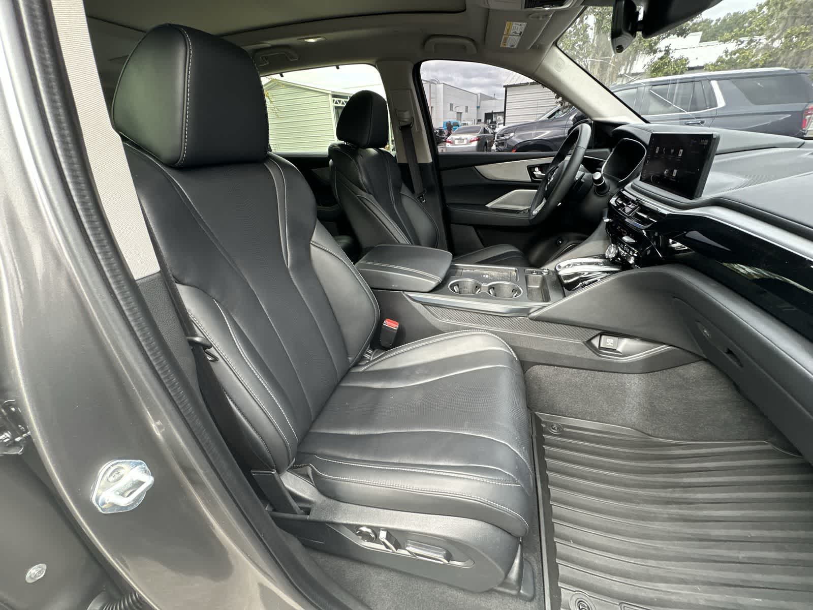 Thumbnail: 2025 Acura MDX - 14