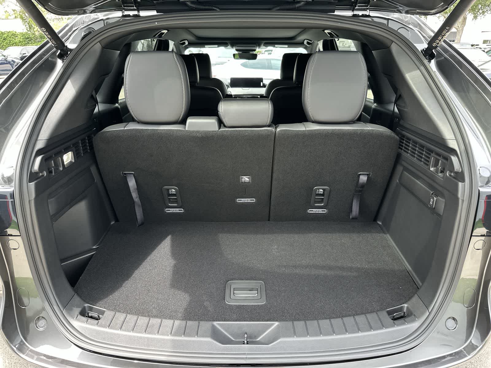 Thumbnail: 2026 Mazda CX-90 - 17