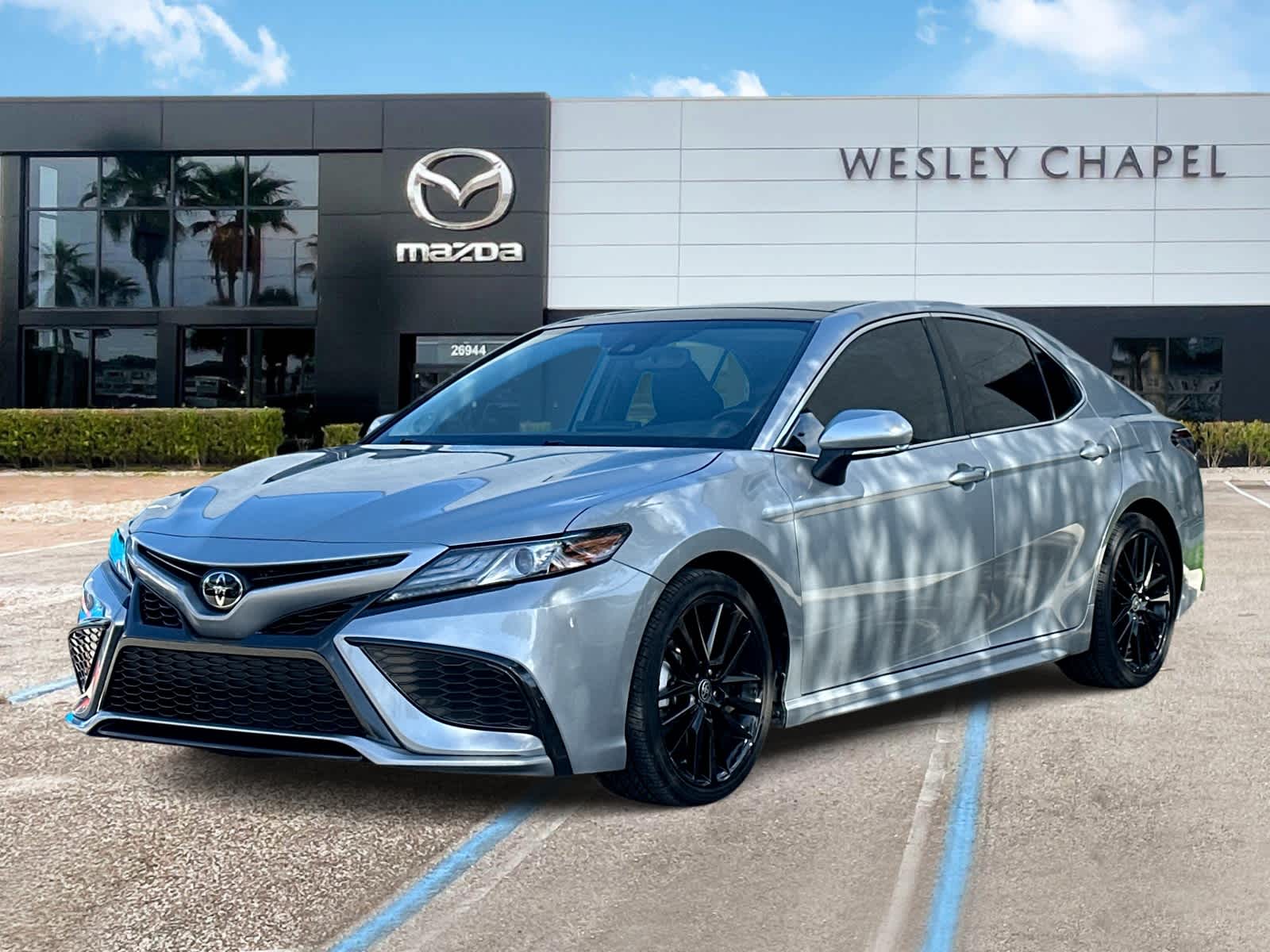 Thumbnail: 2022 Toyota Camry - 1