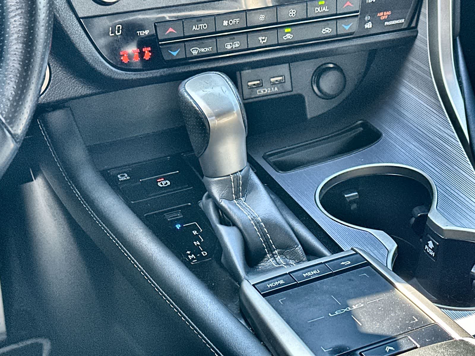 Thumbnail: 2020 Lexus RX - 17