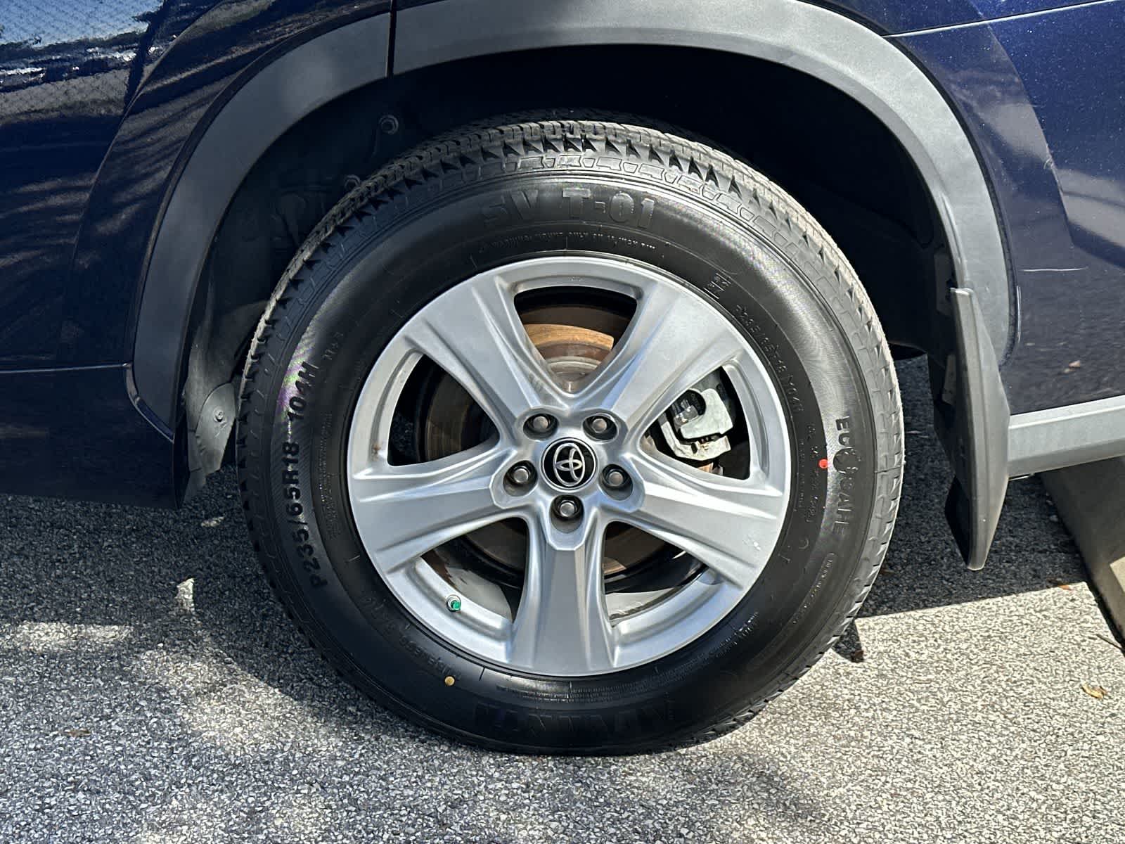 Thumbnail: 2022 Toyota Highlander - 8