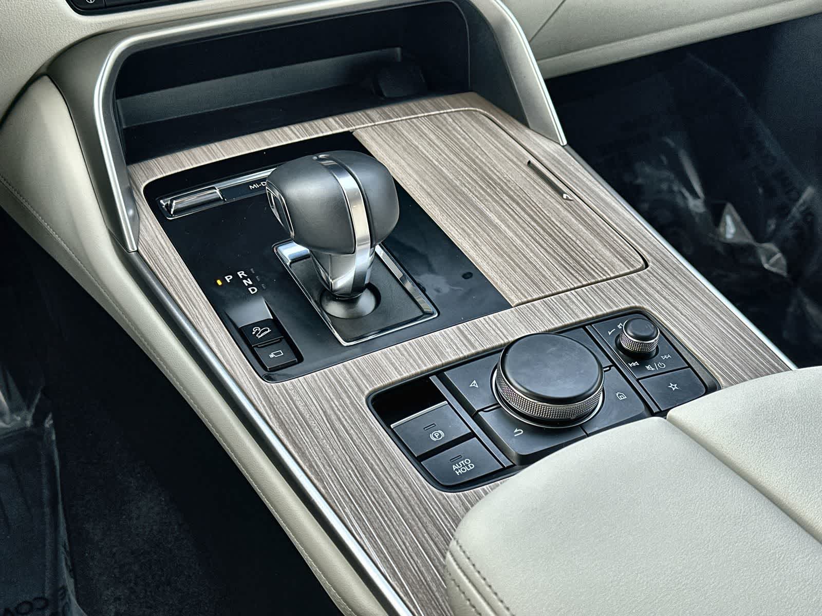 Thumbnail: 2025 Mazda CX-90 - 17