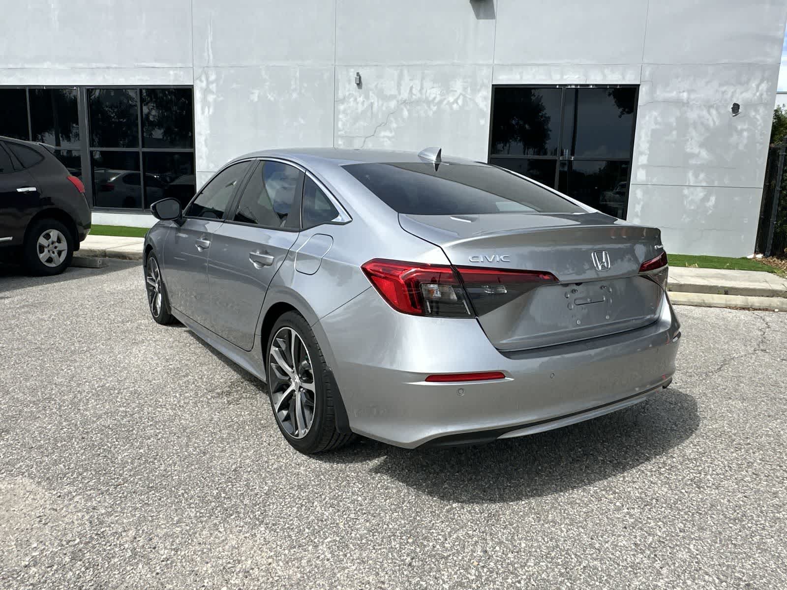 Thumbnail: 2023 Honda Civic - 4