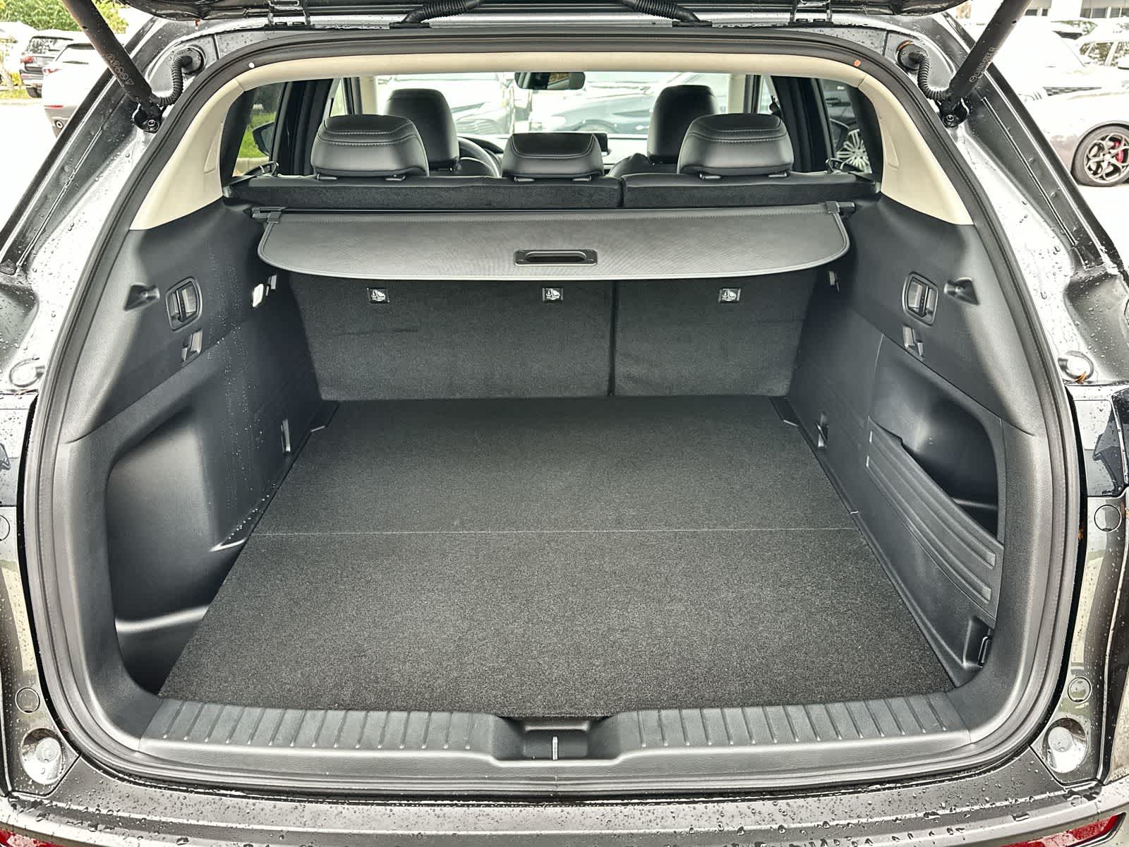 Thumbnail: 2026 Mazda CX-50 - 17