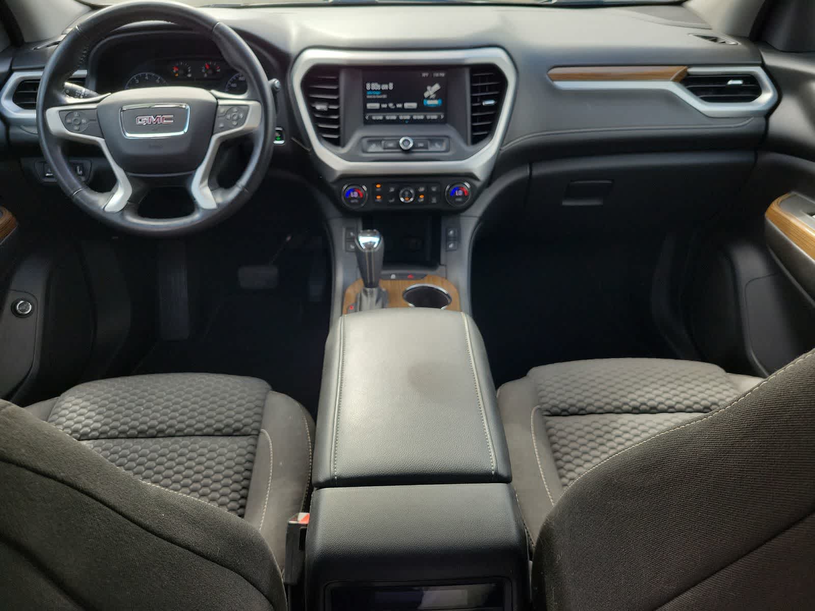 2017 GMC Acadia SLE 11