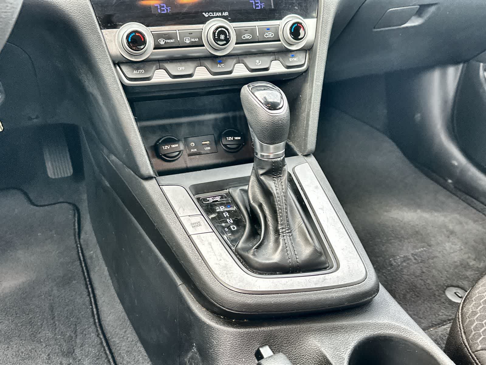 Thumbnail: 2020 Hyundai Elantra - 17