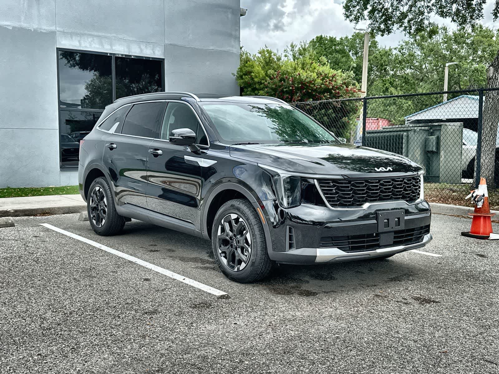 Thumbnail: 2024 Kia Sorento - 11