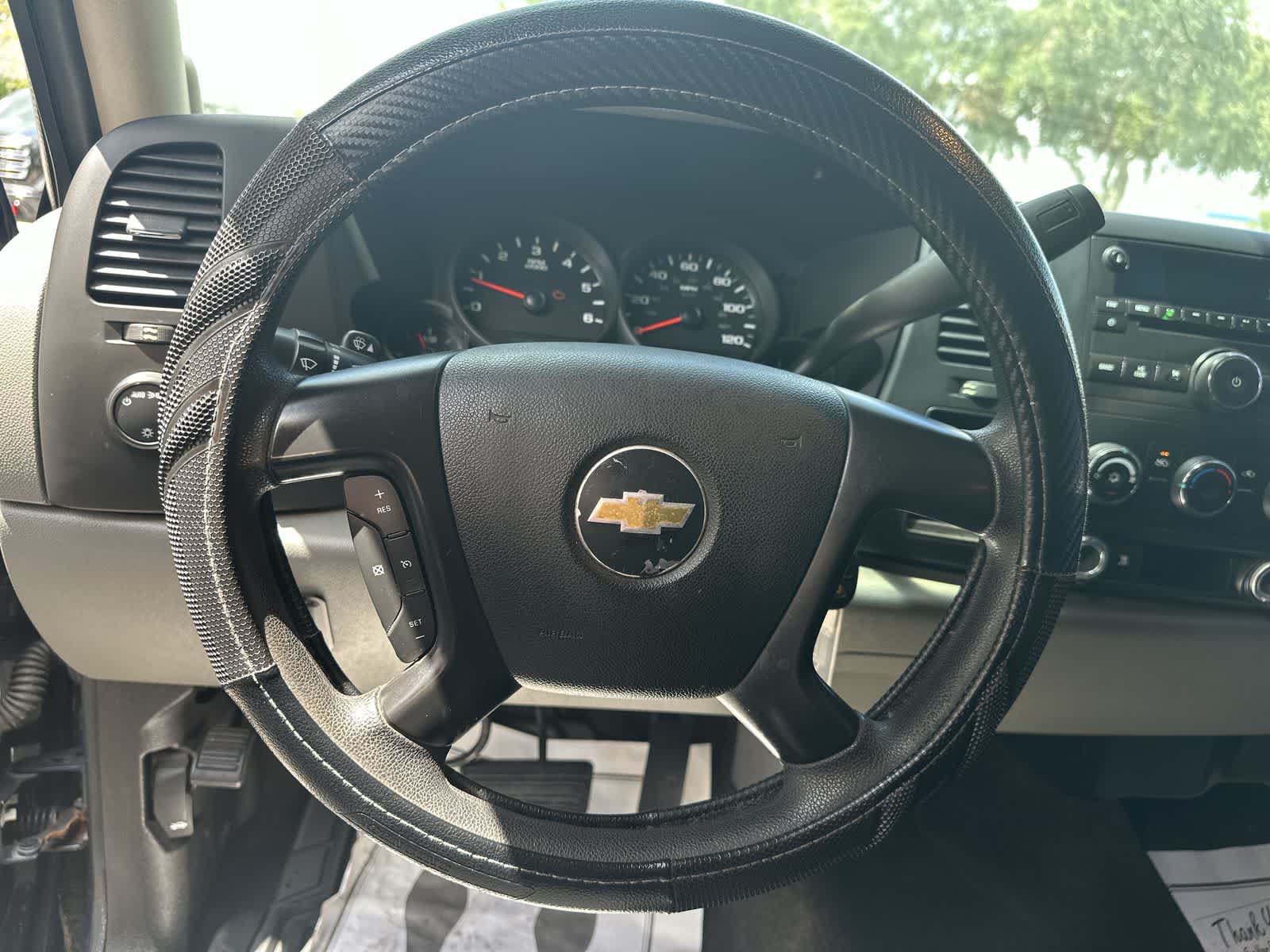 Thumbnail: 2011 Chevrolet Silverado 1500 - 15