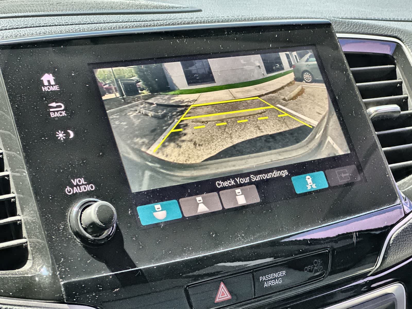 Thumbnail: 2020 Honda Pilot - 27