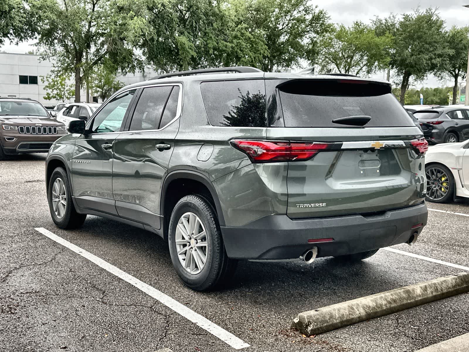 Thumbnail: 2023 Chevrolet Traverse - 6