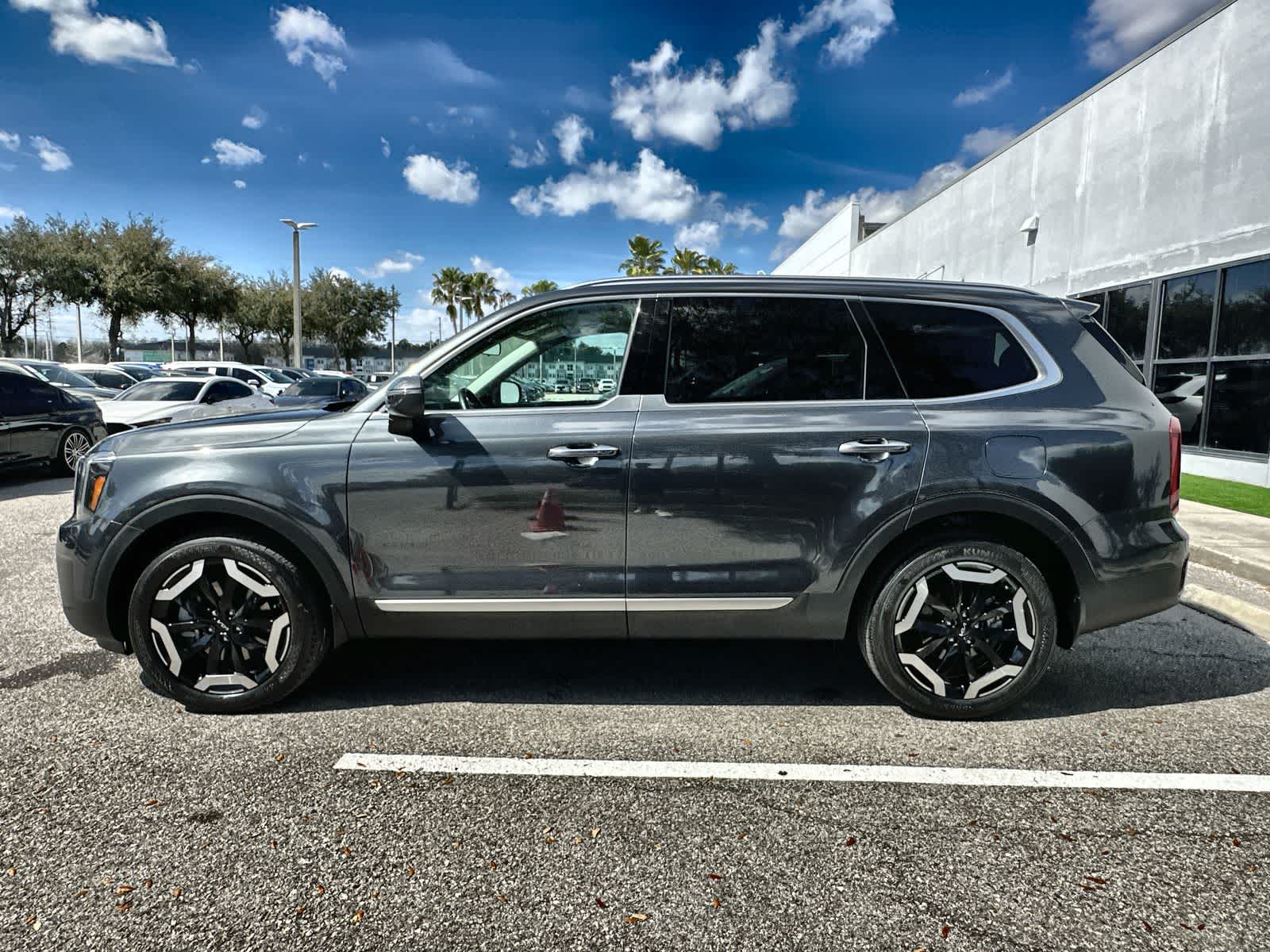 Thumbnail: 2024 Kia Telluride - 5