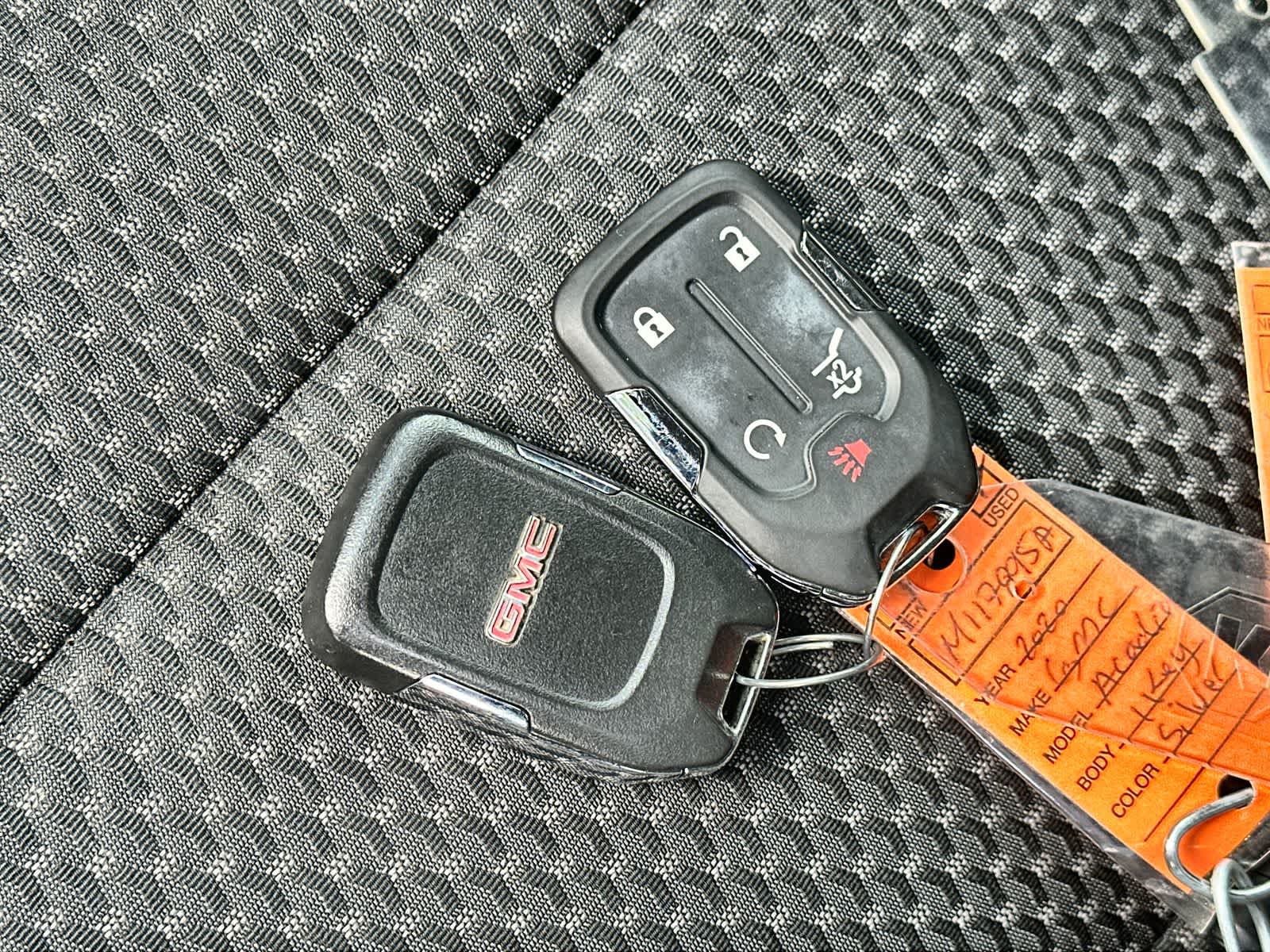 Thumbnail: 2020 GMC Acadia - 24