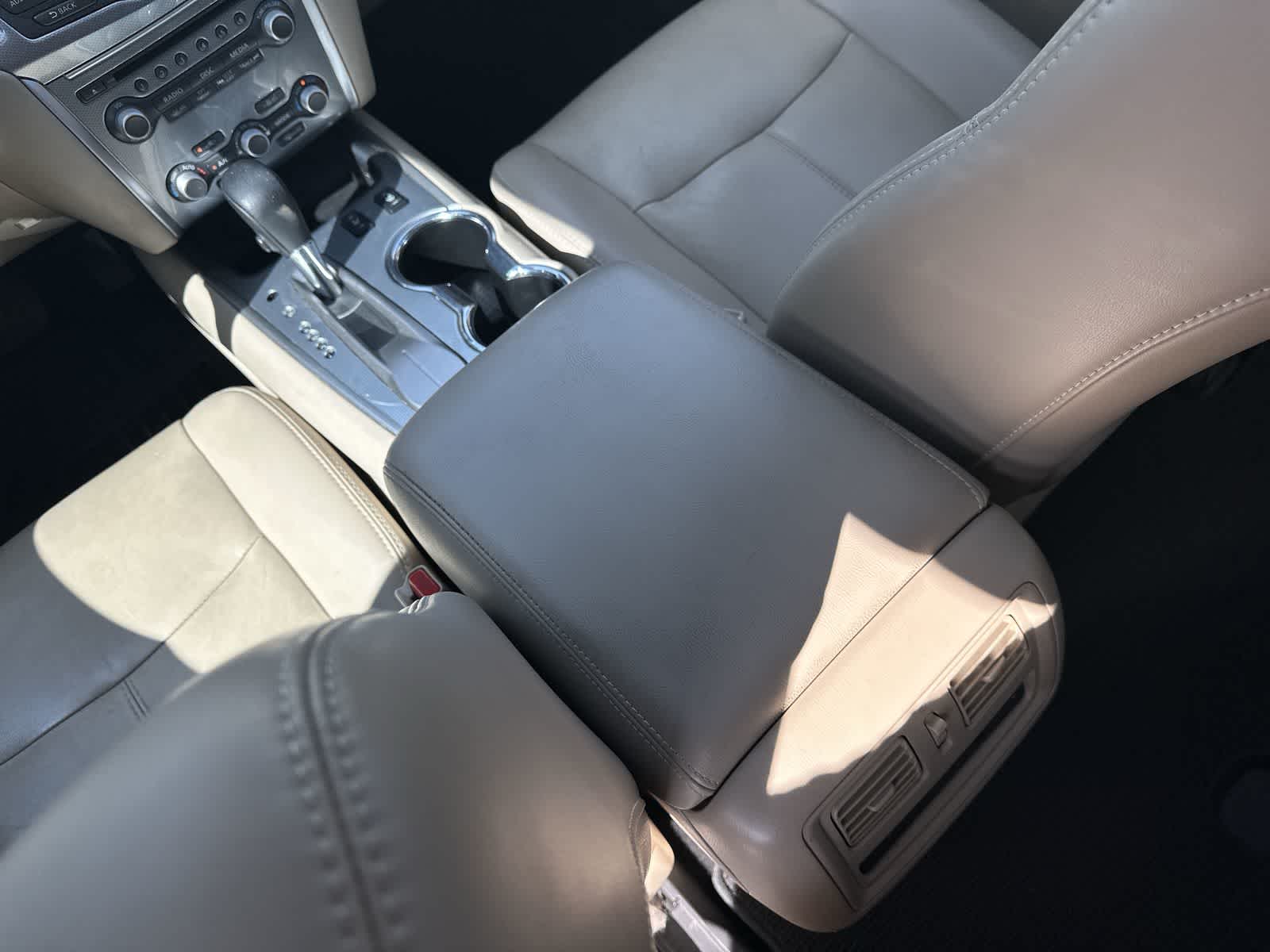 Thumbnail: 2017 Nissan Pathfinder - 16
