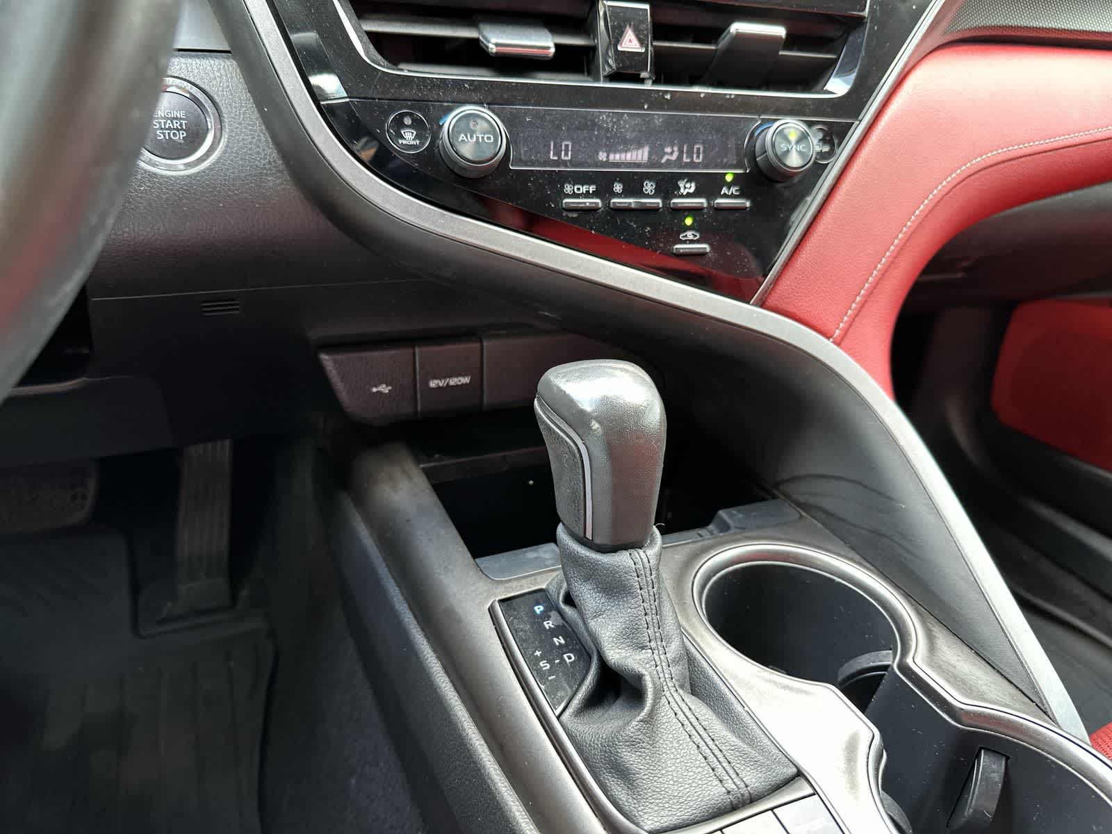 Thumbnail: 2021 Toyota Camry - 23
