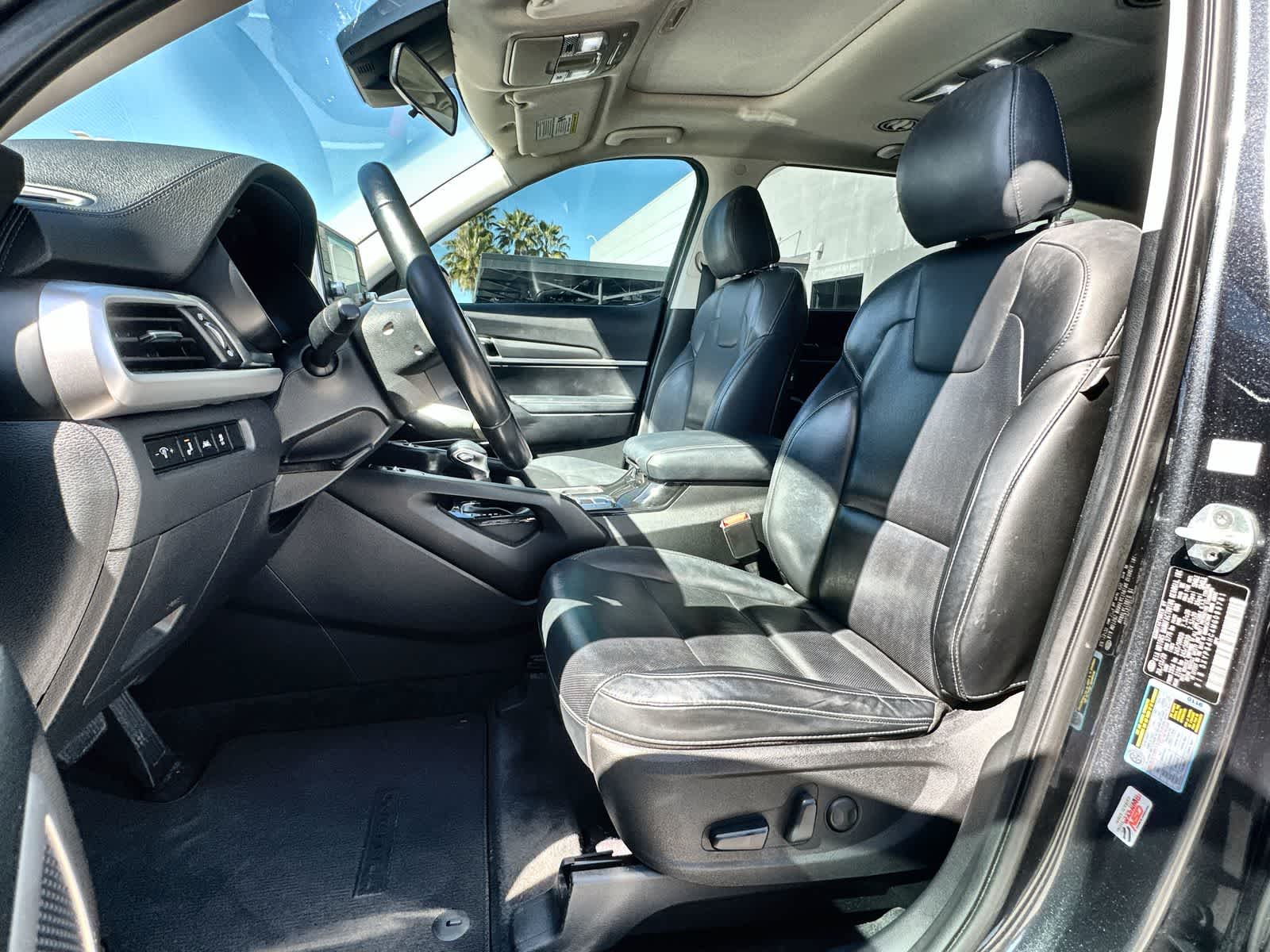 Thumbnail: 2021 Kia Telluride - 3