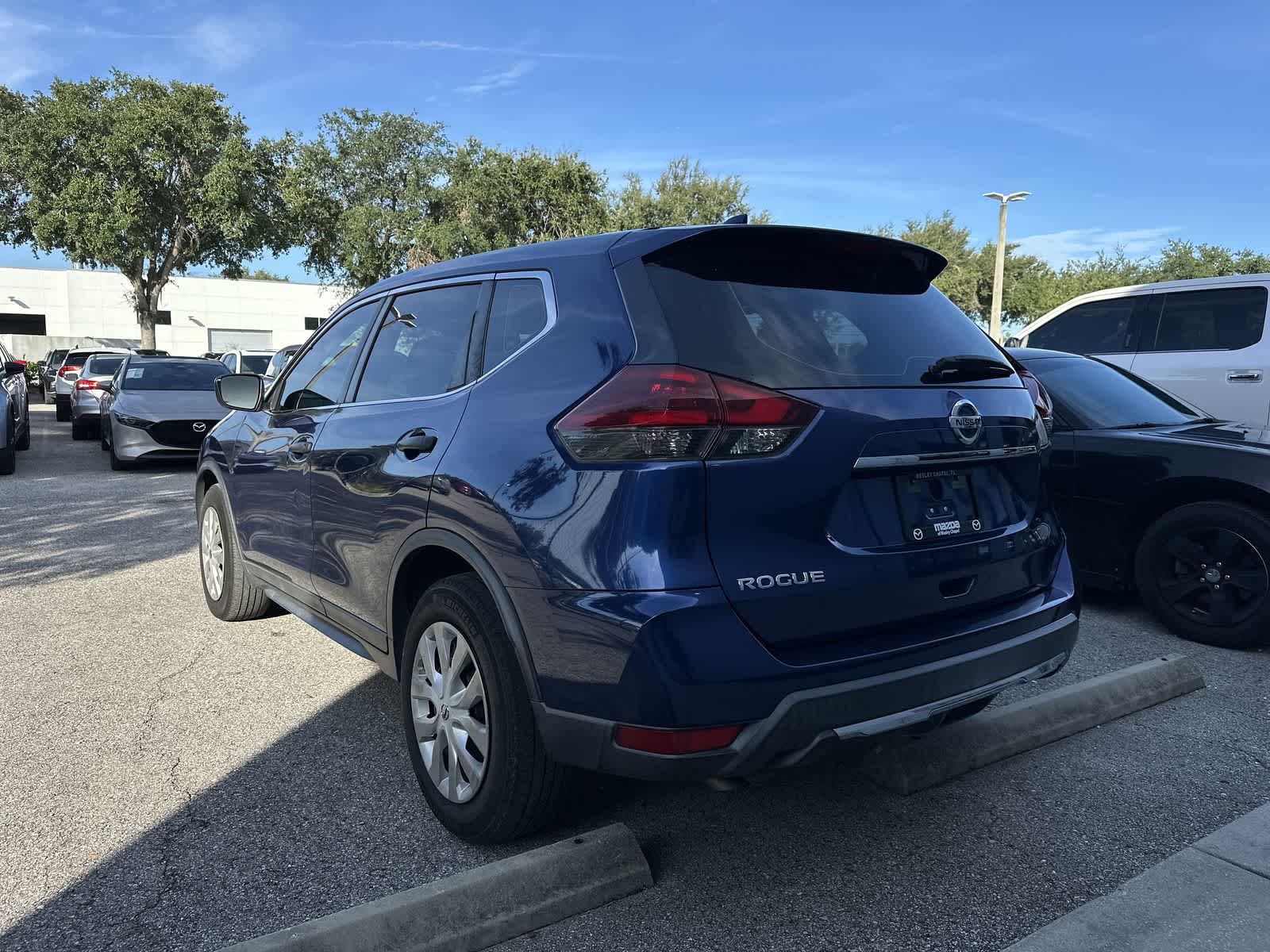 Thumbnail: 2020 Nissan Rogue - 4