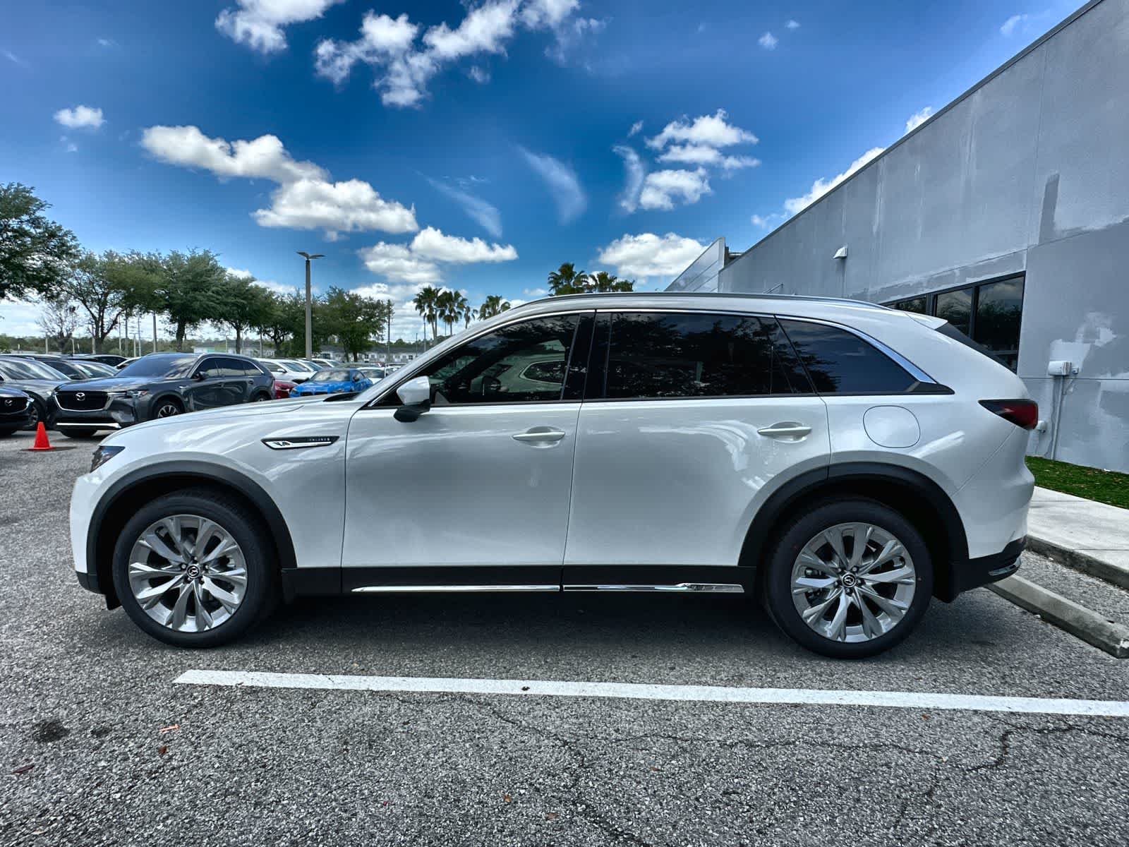 Thumbnail: 2026 Mazda CX-90 - 9