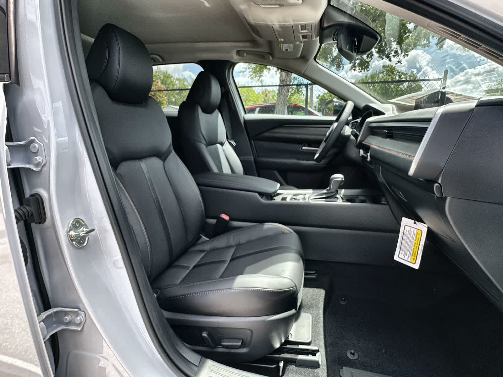 Thumbnail: 2026 Mazda CX-50 - 9