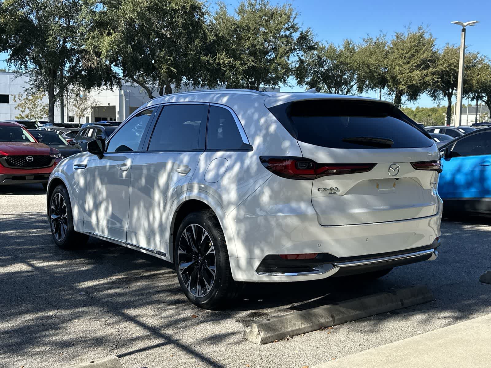 Thumbnail: 2025 Mazda CX-90 - 4