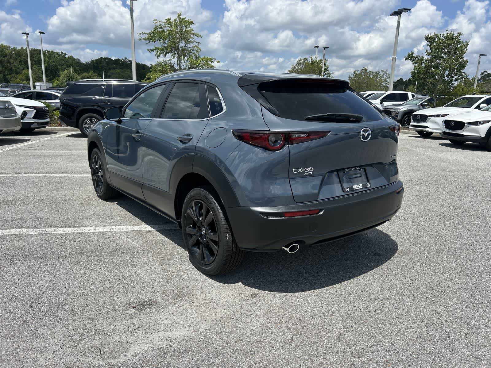 2025 Mazda CX-30 Carbon 4