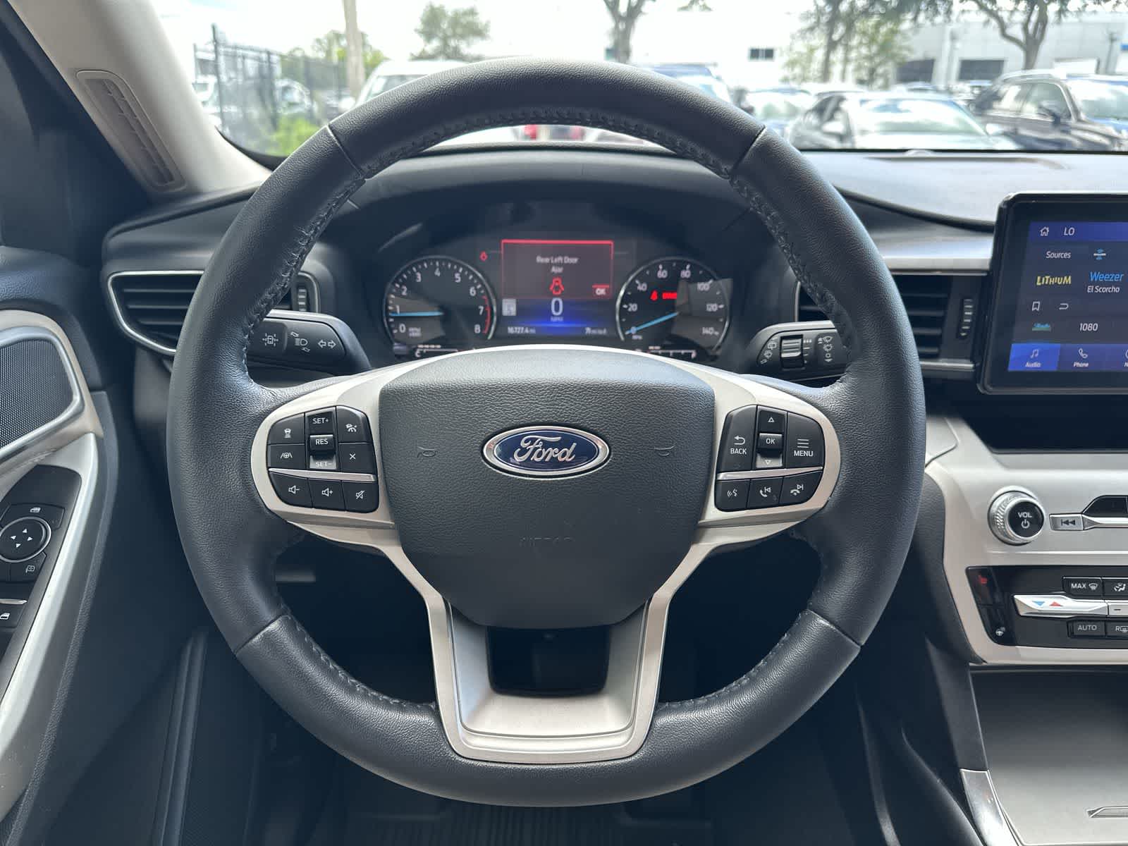 2022 Ford Explorer XLT 15
