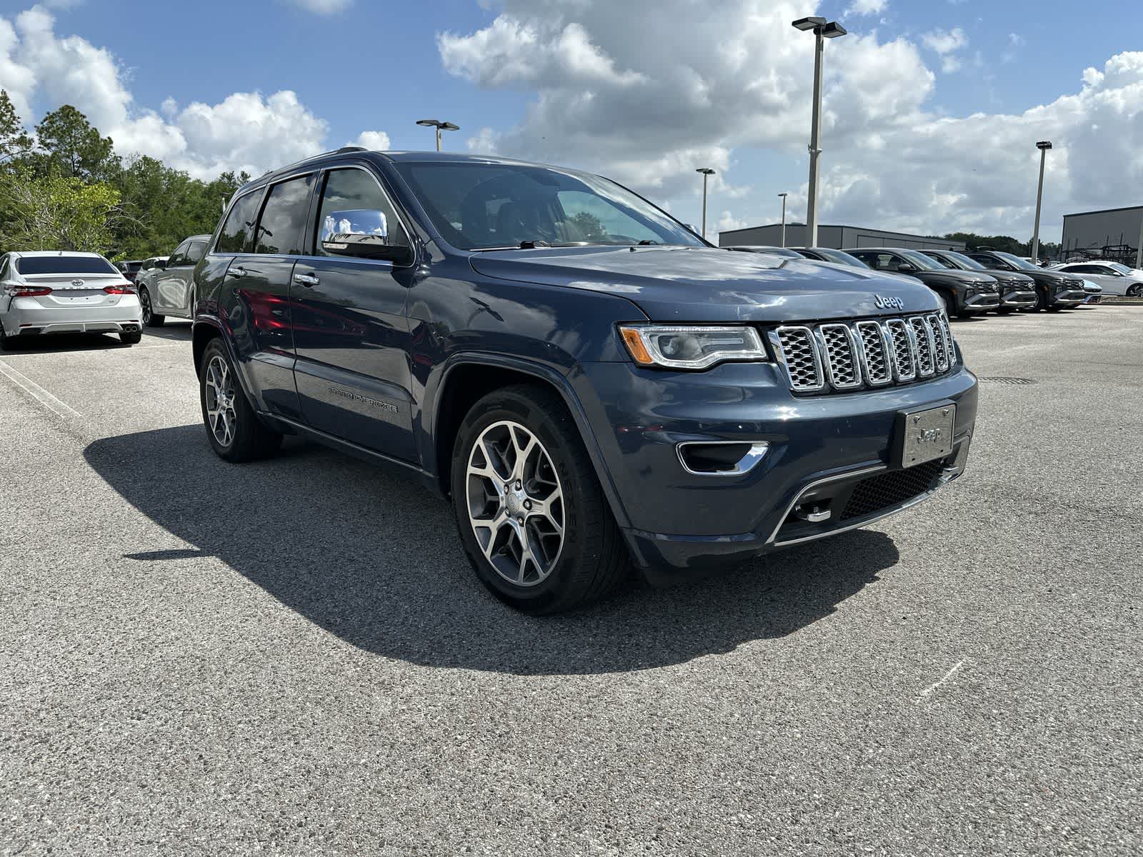 Thumbnail: 2020 Jeep Grand Cherokee - 11