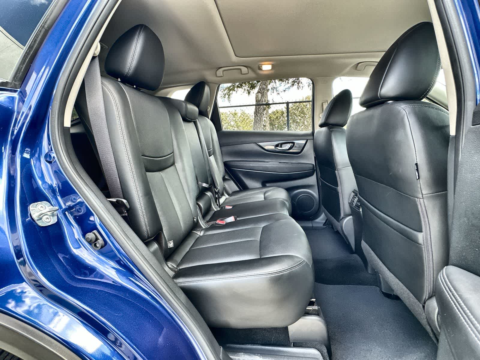 Thumbnail: 2018 Nissan Rogue - 19