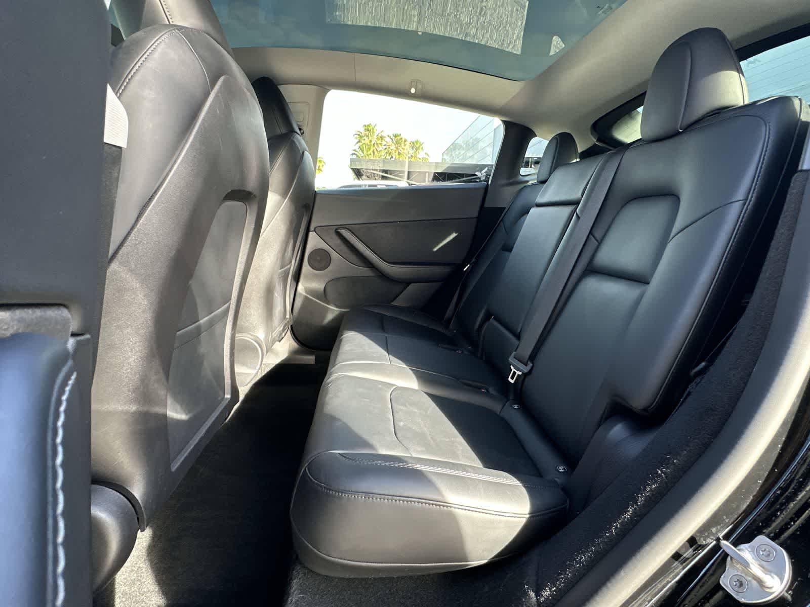 Thumbnail: 2022 Tesla Model Y - 4