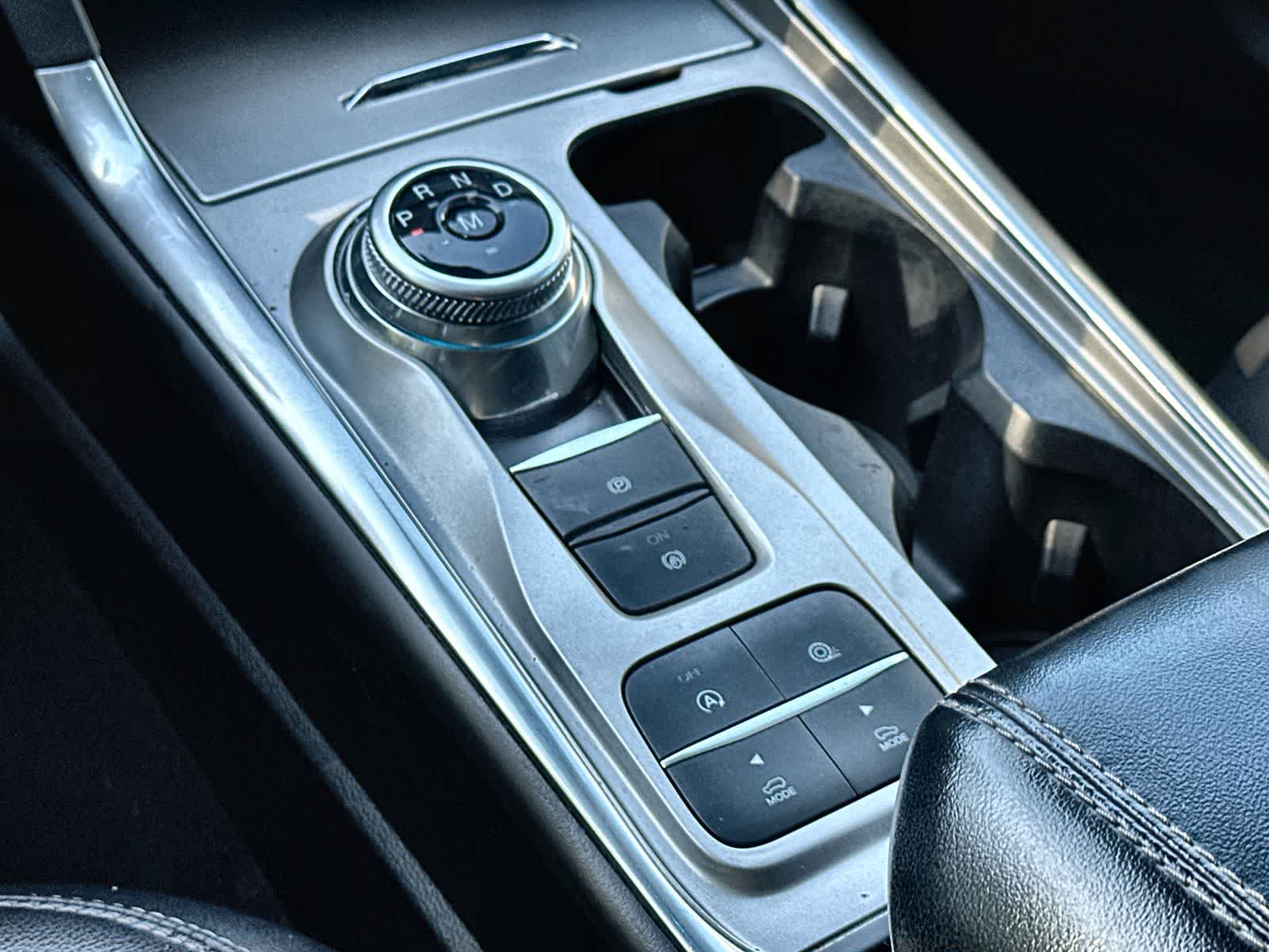 Thumbnail: 2021 Ford Explorer - 17