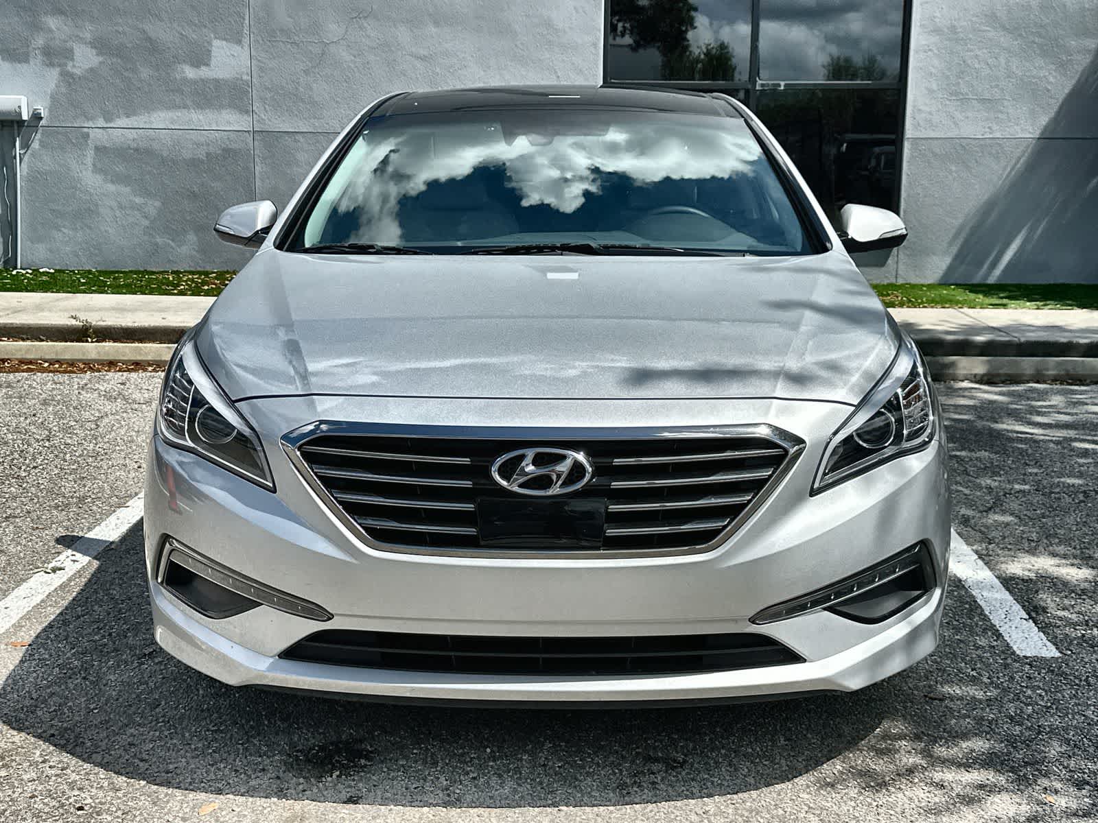 Thumbnail: 2015 Hyundai Sonata - 12