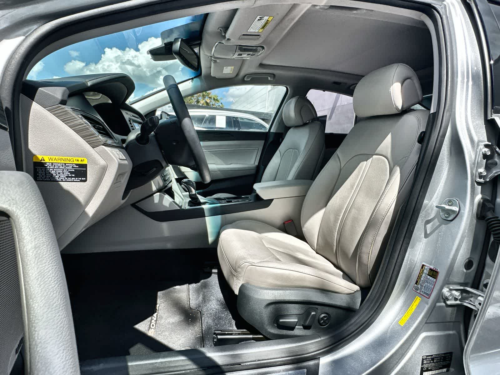 Thumbnail: 2015 Hyundai Sonata - 3