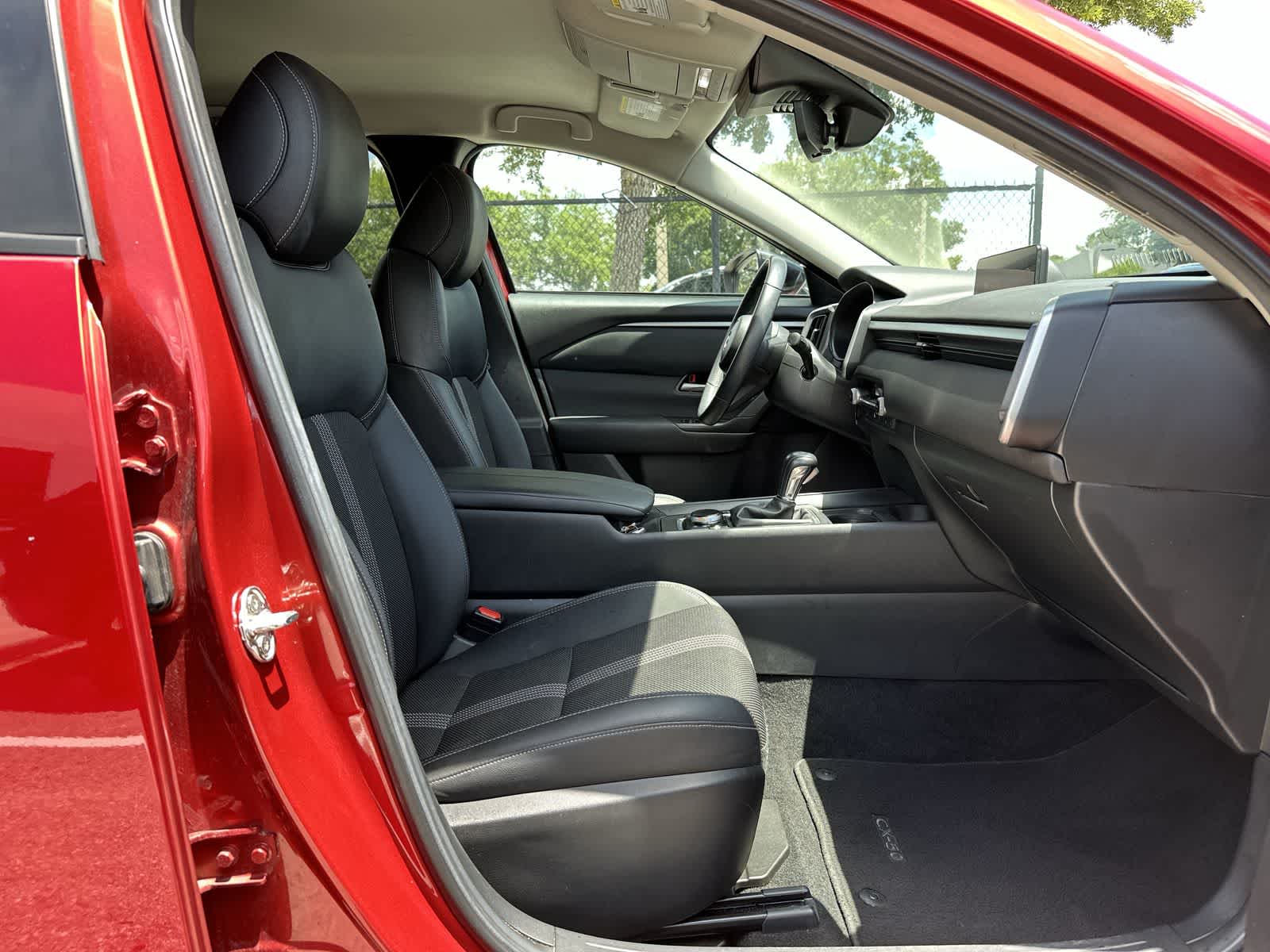 Thumbnail: 2025 Mazda CX-50 - 8