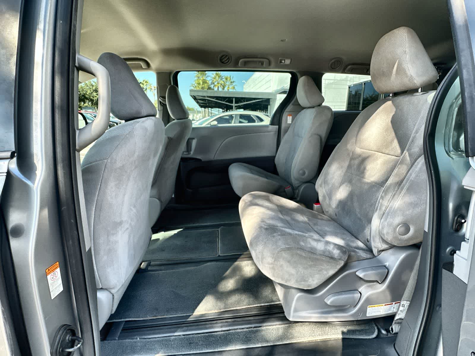 Thumbnail: 2018 Toyota Sienna - 13