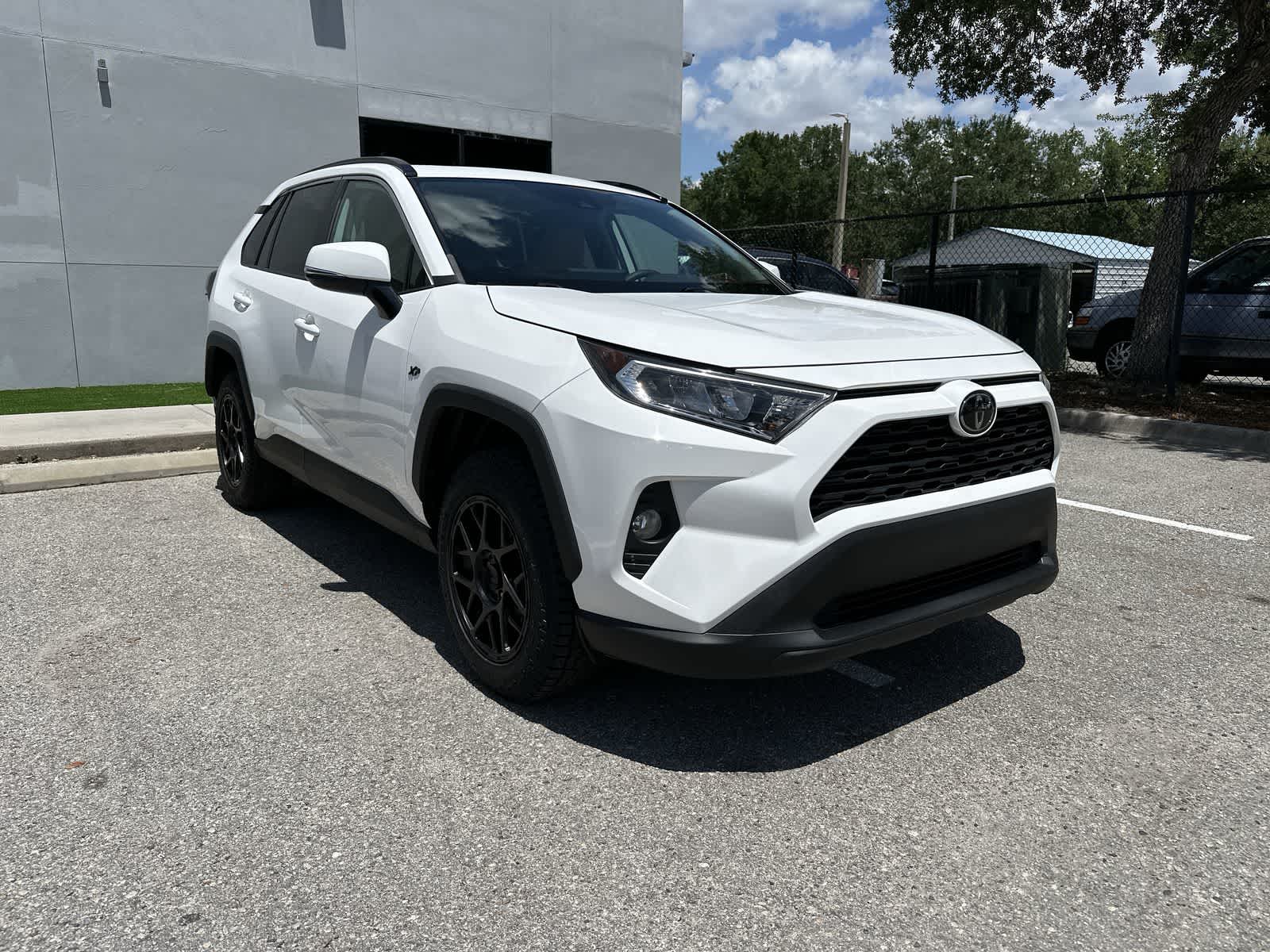 Thumbnail: 2019 Toyota RAV4 - 11