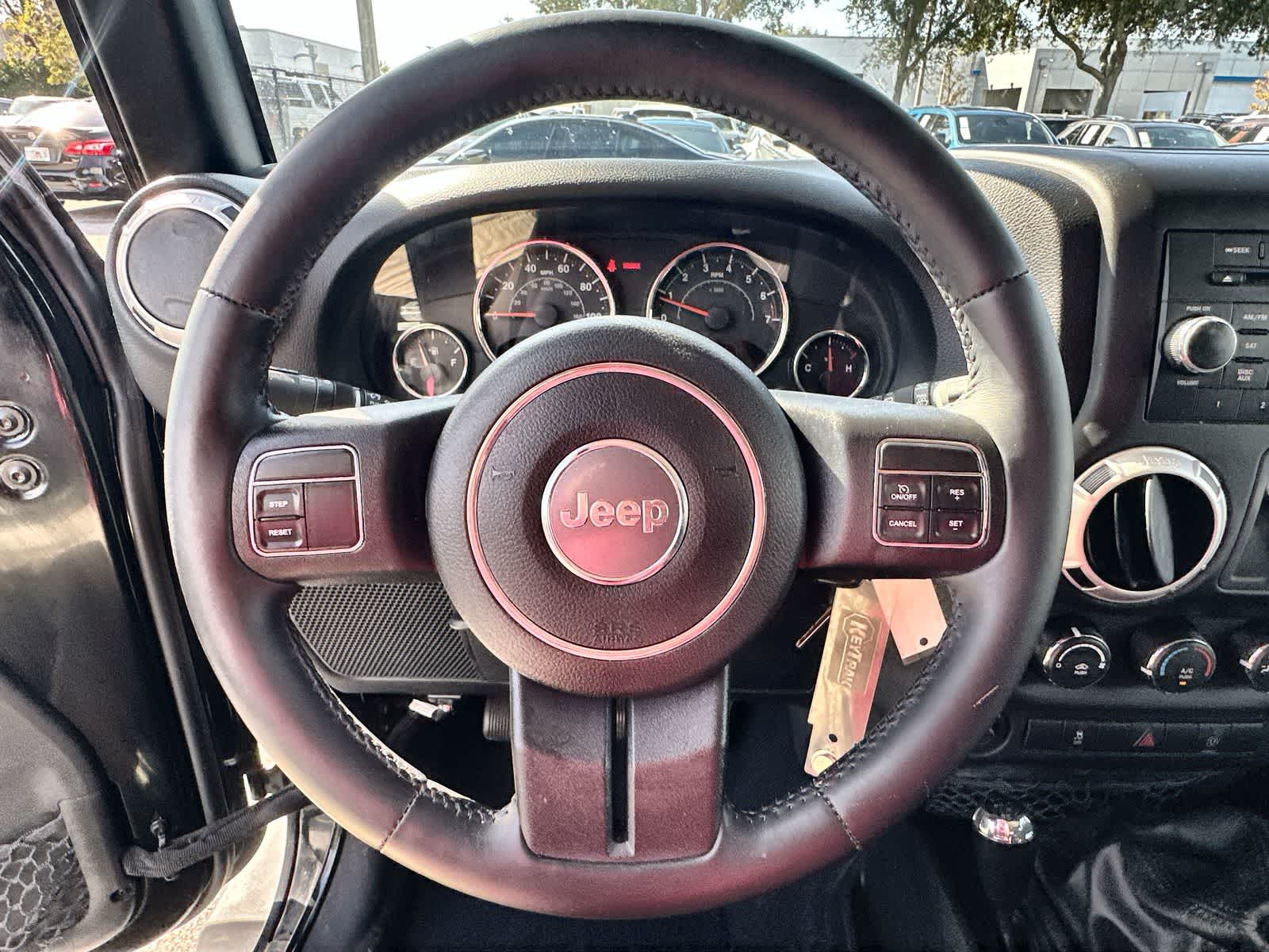 Thumbnail: 2015 Jeep Wrangler - 15