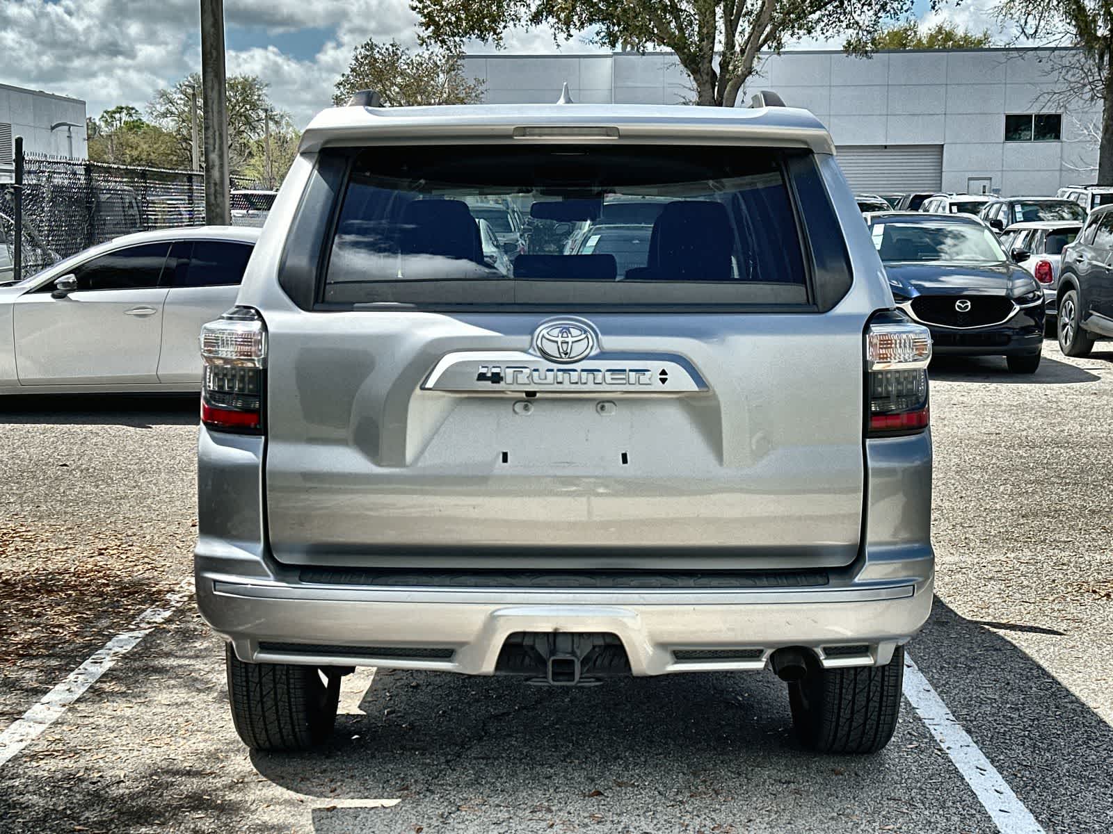 Thumbnail: 2022 Toyota 4Runner - 6