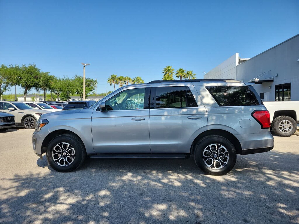 Used 2024 Ford Expedition XLT SUV