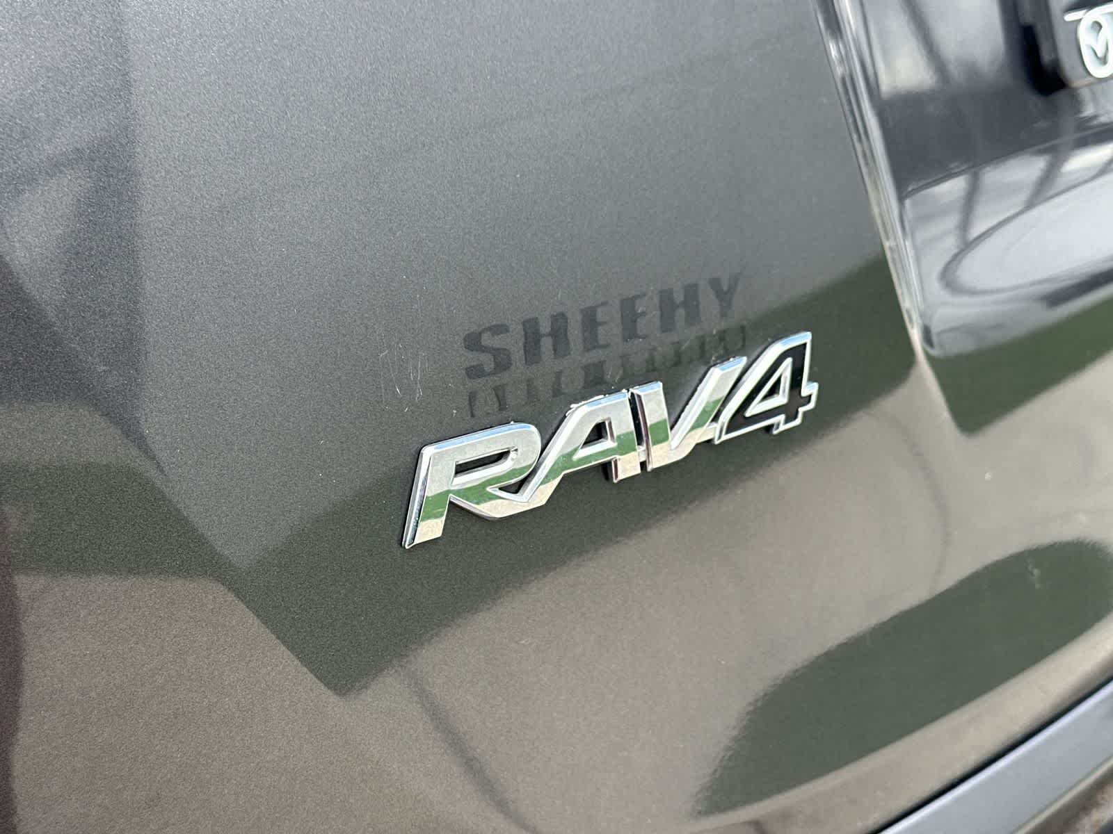 Thumbnail: 2017 Toyota RAV4 - 7