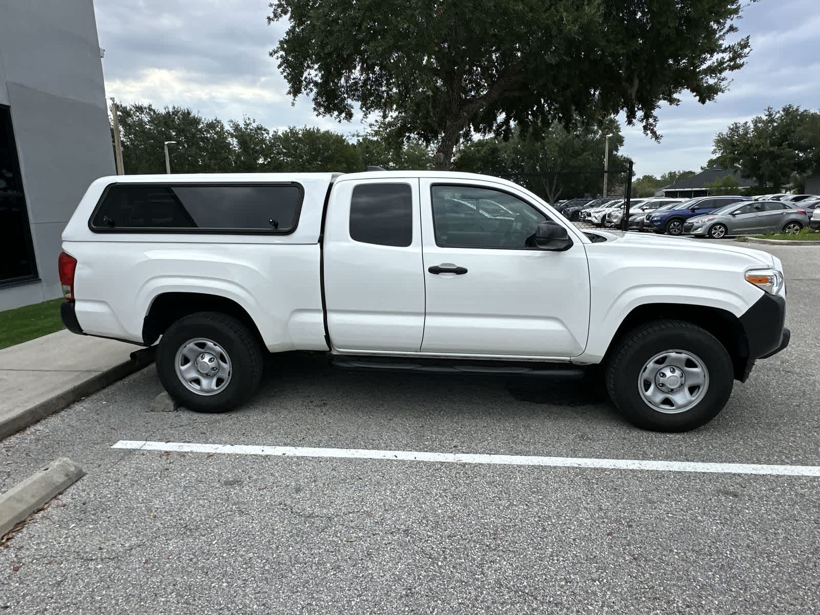 Thumbnail: 2022 Toyota Tacoma - 9