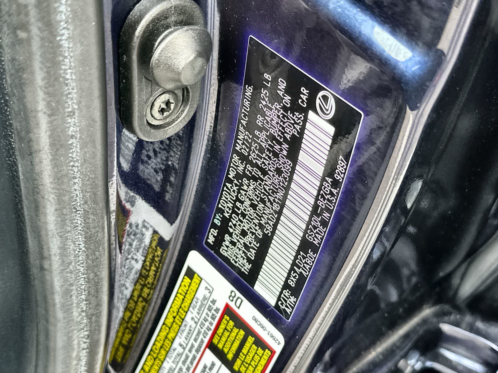 Thumbnail: 2022 Lexus ES - 21