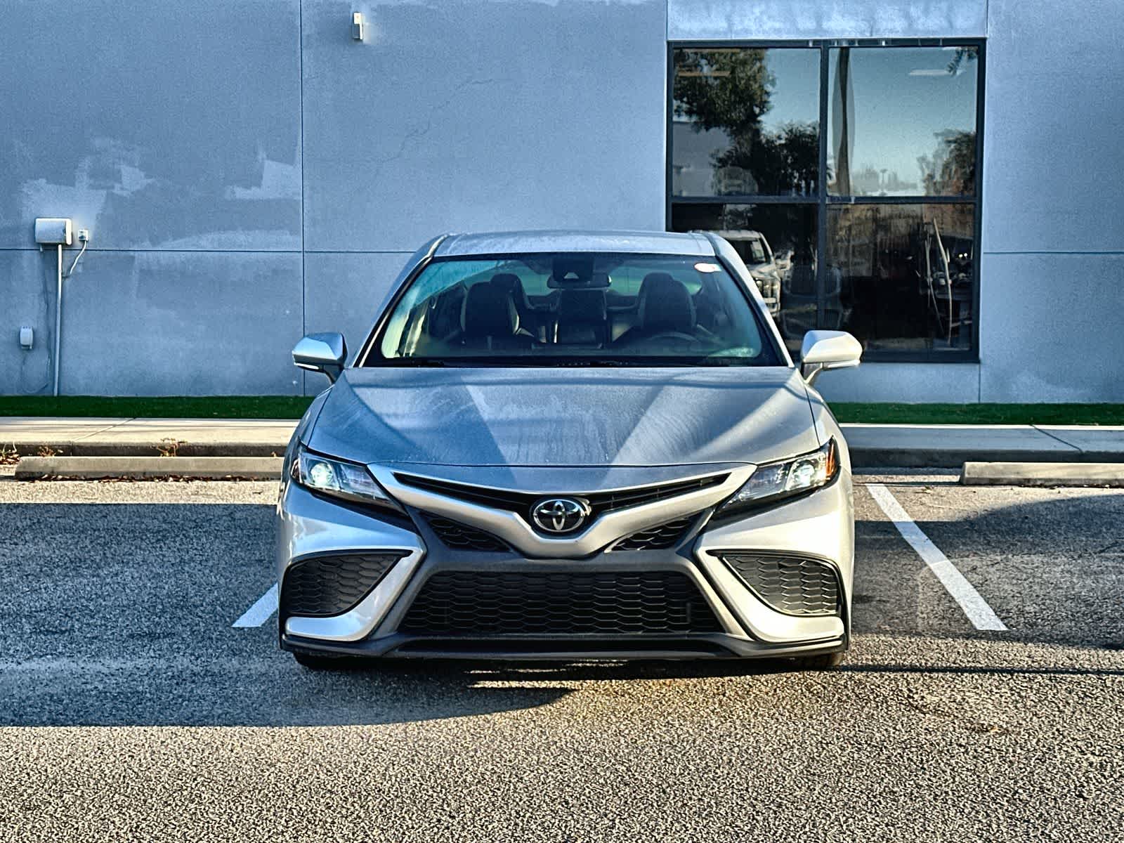 Thumbnail: 2023 Toyota Camry - 6