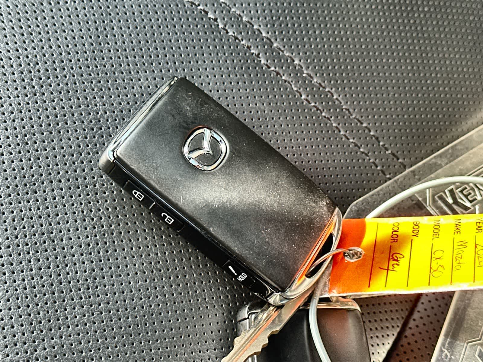 Thumbnail: 2025 Land Rover Range Rover Velar - 20